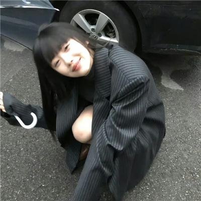 腼腆英雄